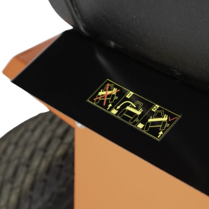 Tractor corta césped Villa Nacional 19 HP TVN110 - Imagen 4