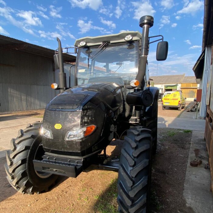 Tractor Villa VI904 cabinado - Imagen 11